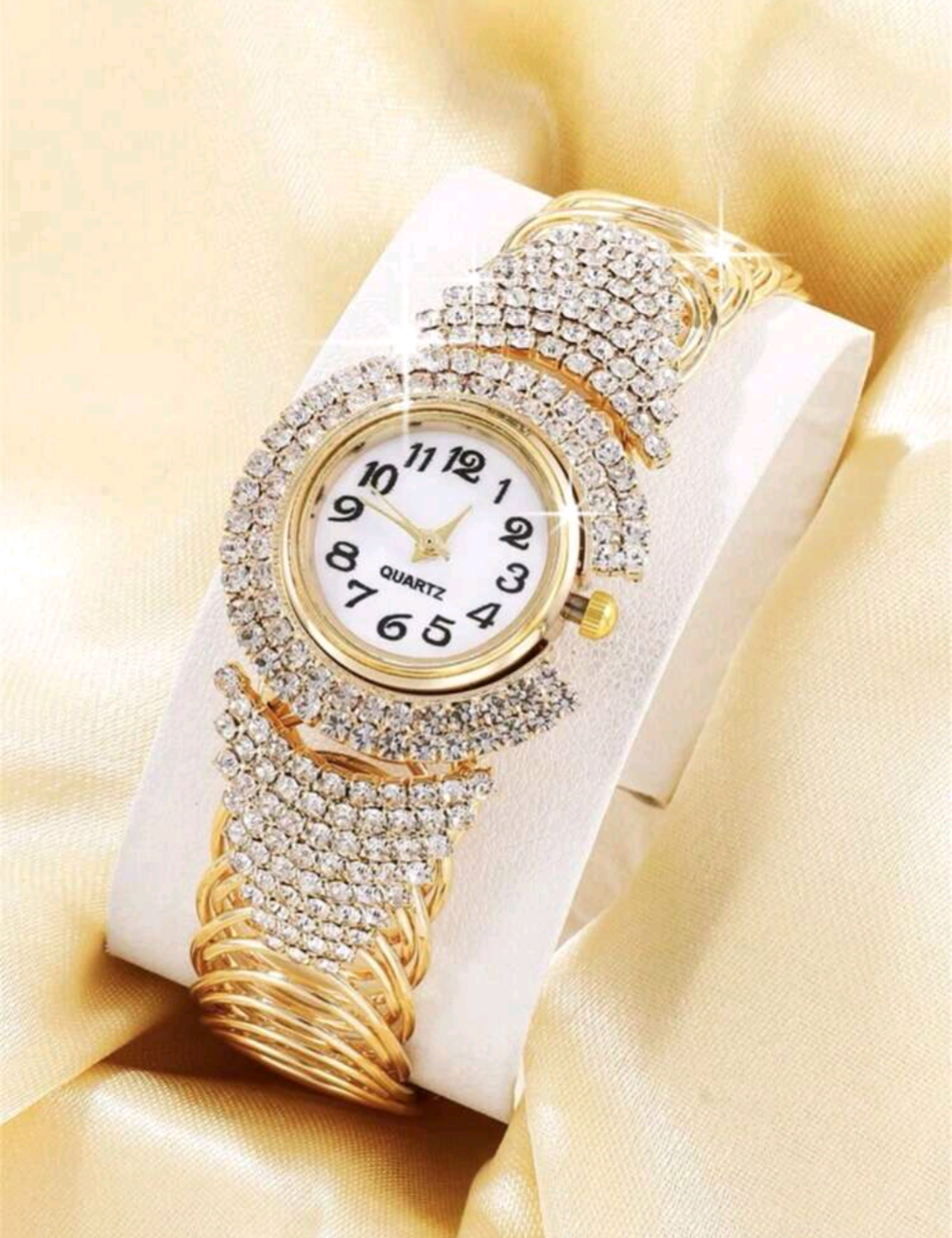 Rhinestone Quartz Watch
