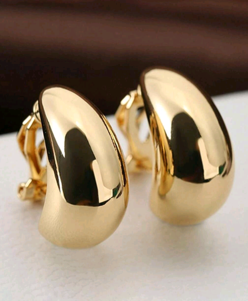 Clip on uni Earrings