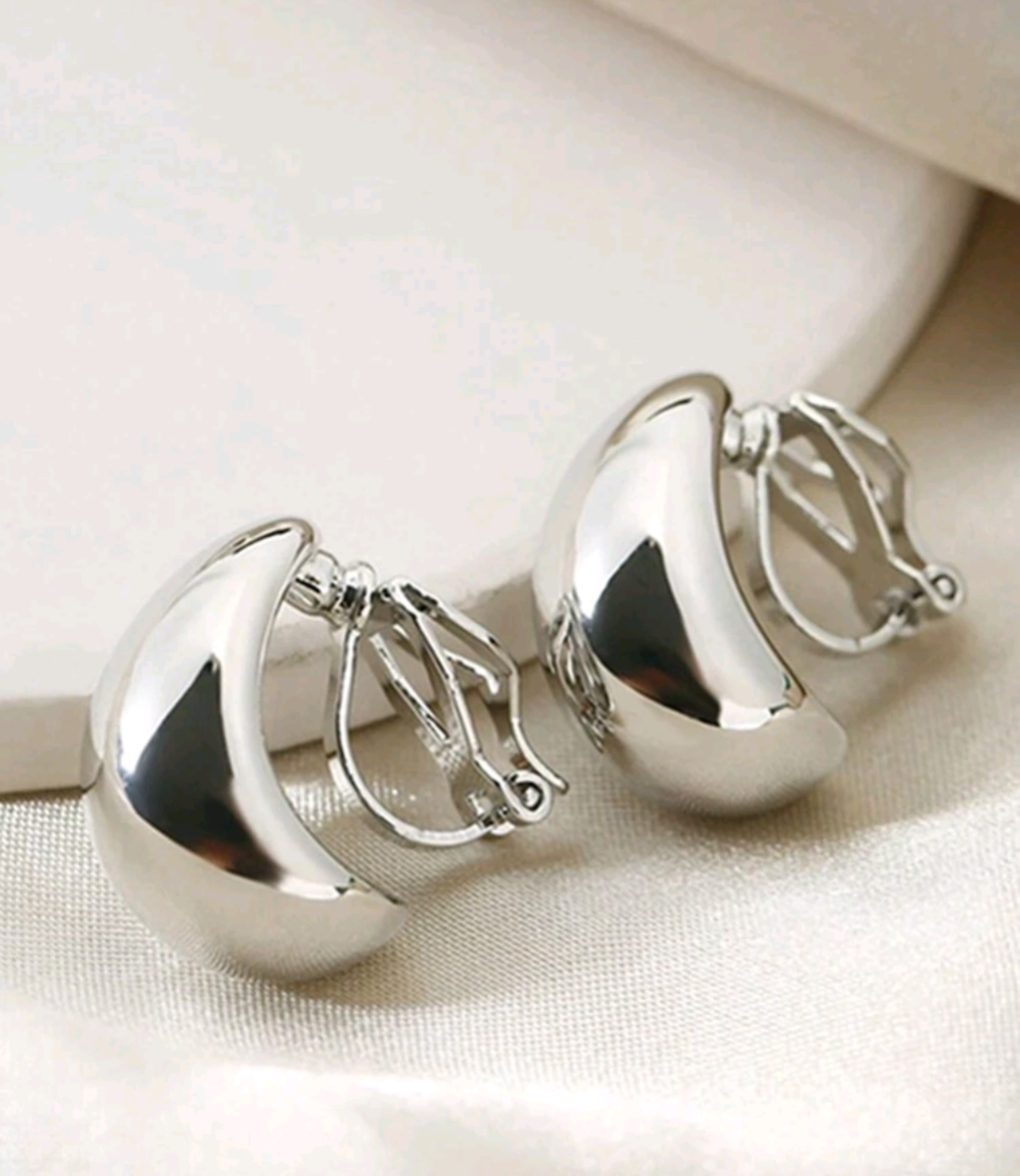 Clip on uni Earrings
