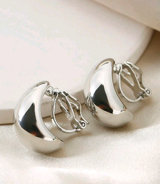 Clip on uni Earrings