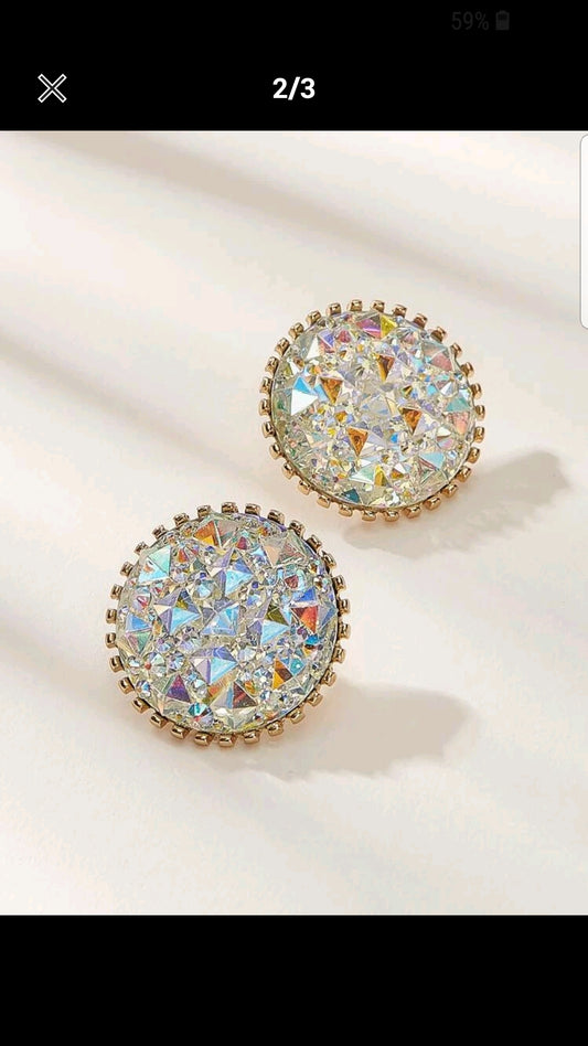 Crystal like earrings